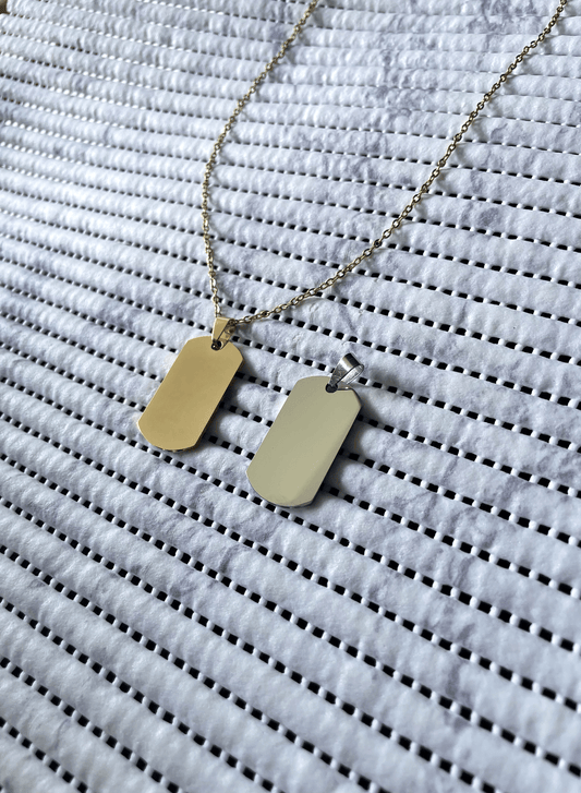 Collar estilo militar